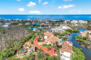 175 Topanga Dr, Bonita Springs