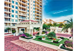8787 Bay Colony Dr 704, Naples
