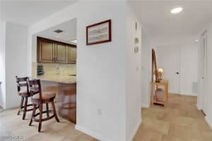 4604 Flagship Dr 406, Fort Myers