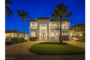 434 Conners Ave, Naples