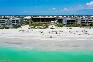 2737 W Gulf Dr 122, Sanibel