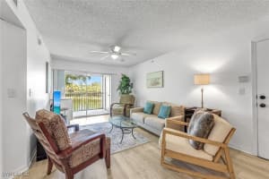 8851 Colonnades Ct W 126, Bonita Springs