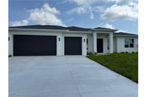 1837 Ne 23rd St, Cape Coral