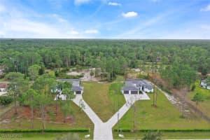 2806-2840 Golden Gate Blvd W, Naples