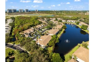 784 Carrick Bend Cir 103, Naples