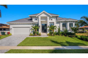 144 Gulfport Ct, Marco Island