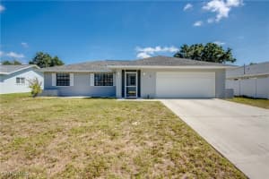 301 Sw 32nd Ter, Cape Coral
