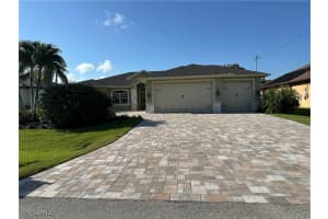 1711 Sw 45th St, Cape Coral