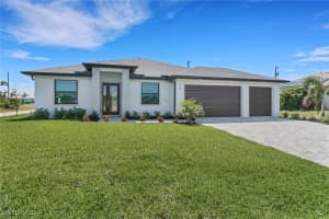 310 Nw 14th St, Cape Coral