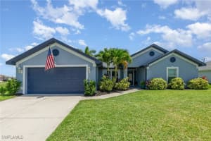 104 Nw 11th St, Cape Coral