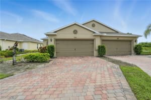 10692 Crossback Ln, Lehigh Acres