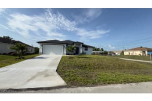 4619 7th St W, Lehigh Acres