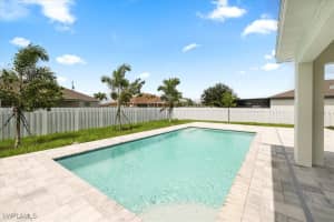 1119 Nw 19th St, Cape Coral