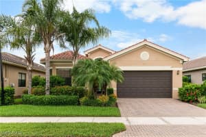 11704 Stonecreek Cir, Fort Myers