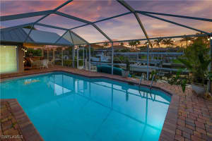 5012 Sw 8th Pl, Cape Coral