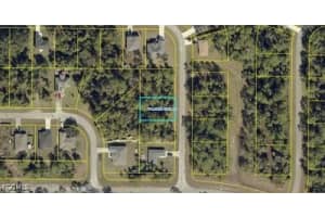 8062 Sherwood Cir, Labelle
