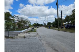 1112 Evanston St, Sebring