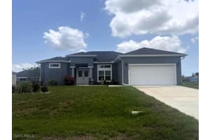 2204 Ne 35th Ter, Cape Coral