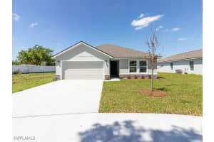 1738 El Dorado Blvd N, Cape Coral