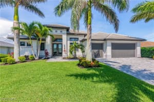5227 Tamiami Ct, Cape Coral
