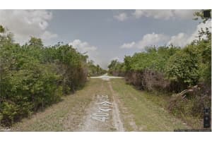  40th Ave Se, Naples