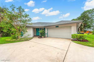 1704 Coral Way, North Fort Myers
