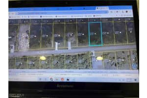 1121 Cumming St E, Lehigh Acres