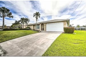 2806 Sw 38th Ter, Cape Coral