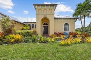 2900 Sw 1st Ter, Cape Coral