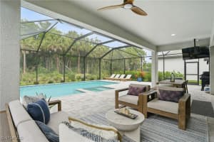 10415 Ventana Ln, Naples