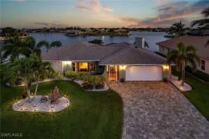 30 Se 10th Ave, Cape Coral