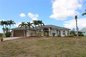 4304 Sw 16th Pl, Cape Coral