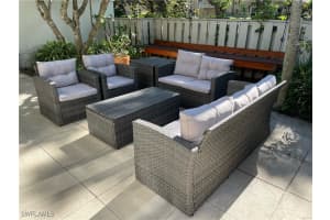 341 3rd Ave S 341, Naples