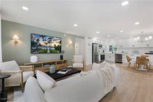 1549 Sandpiper St 89, Naples