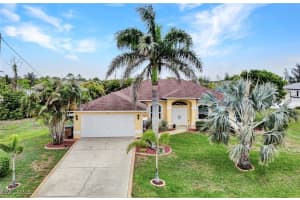 2223 Nw 25th Ter, Cape Coral