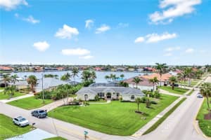 403 Sw 53rd Ter, Cape Coral