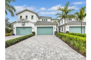 8860 Saint Lucia Dr 201, Naples