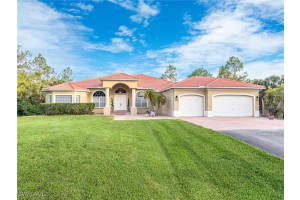 1640 Golden Gate Blvd W, Naples