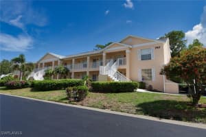 757 Wiggins Lake Dr 106, Naples
