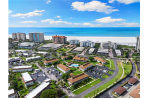 235 Seaview Ct E6, Marco Island