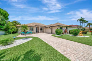 15250 Intracoastal Ct, Fort Myers