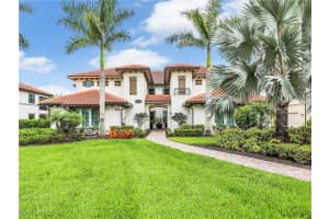 16356 Viansa Way 101, Naples