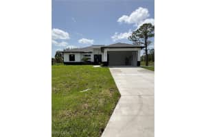 2909 Dora Ave N, Lehigh Acres
