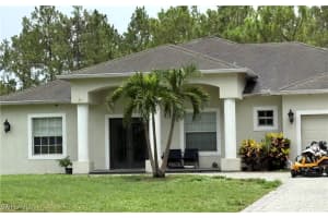110 16th Ave Ne, Naples