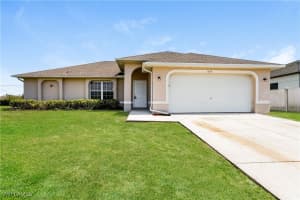 1305 Ne 9th Ave, Cape Coral