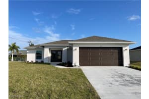517 Nw 20th St, Cape Coral
