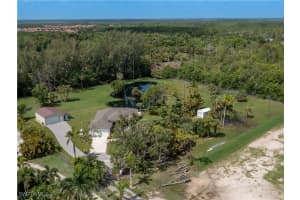 260 Price St, Naples