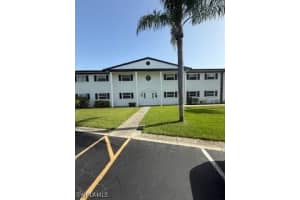 7055 New Post Dr 6, North Fort Myers