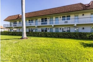 240 Collier Blvd S F8, Marco Island
