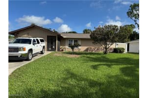 1399 Torreya Cir, North Fort Myers